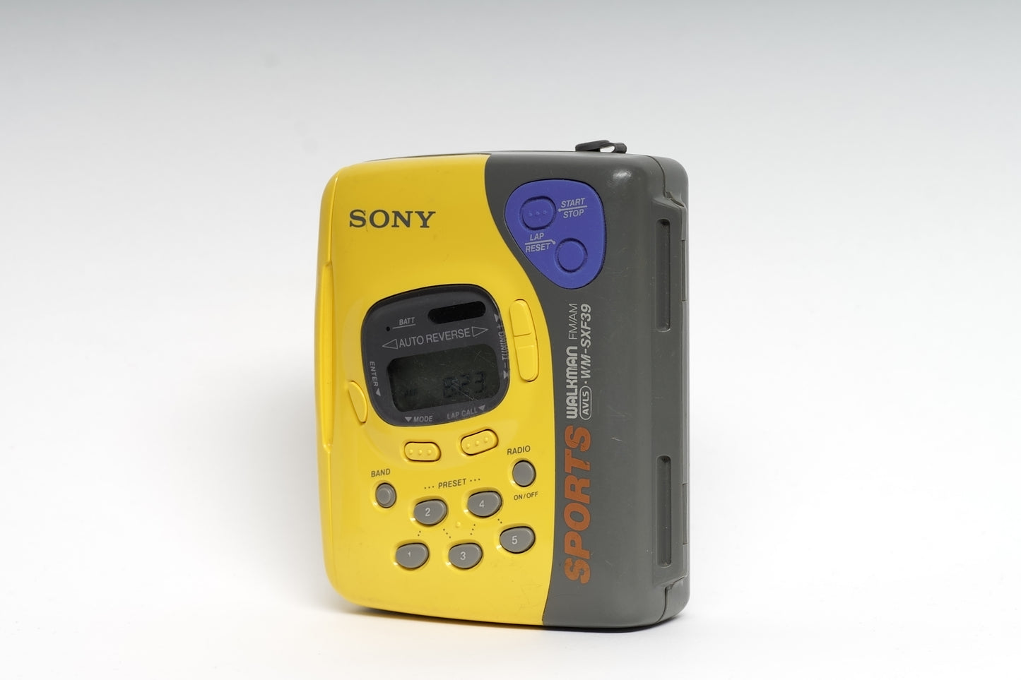 WM-SXF39 Restored Vintage Sony SPORTS Walkman