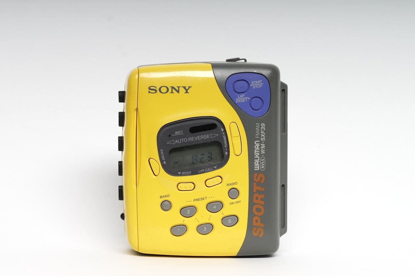 WM-SXF39 Restored Vintage Sony SPORTS Walkman