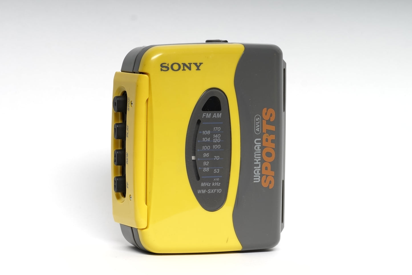 WM-SXF10 Restored Vintage Sony SPORTS Walkman