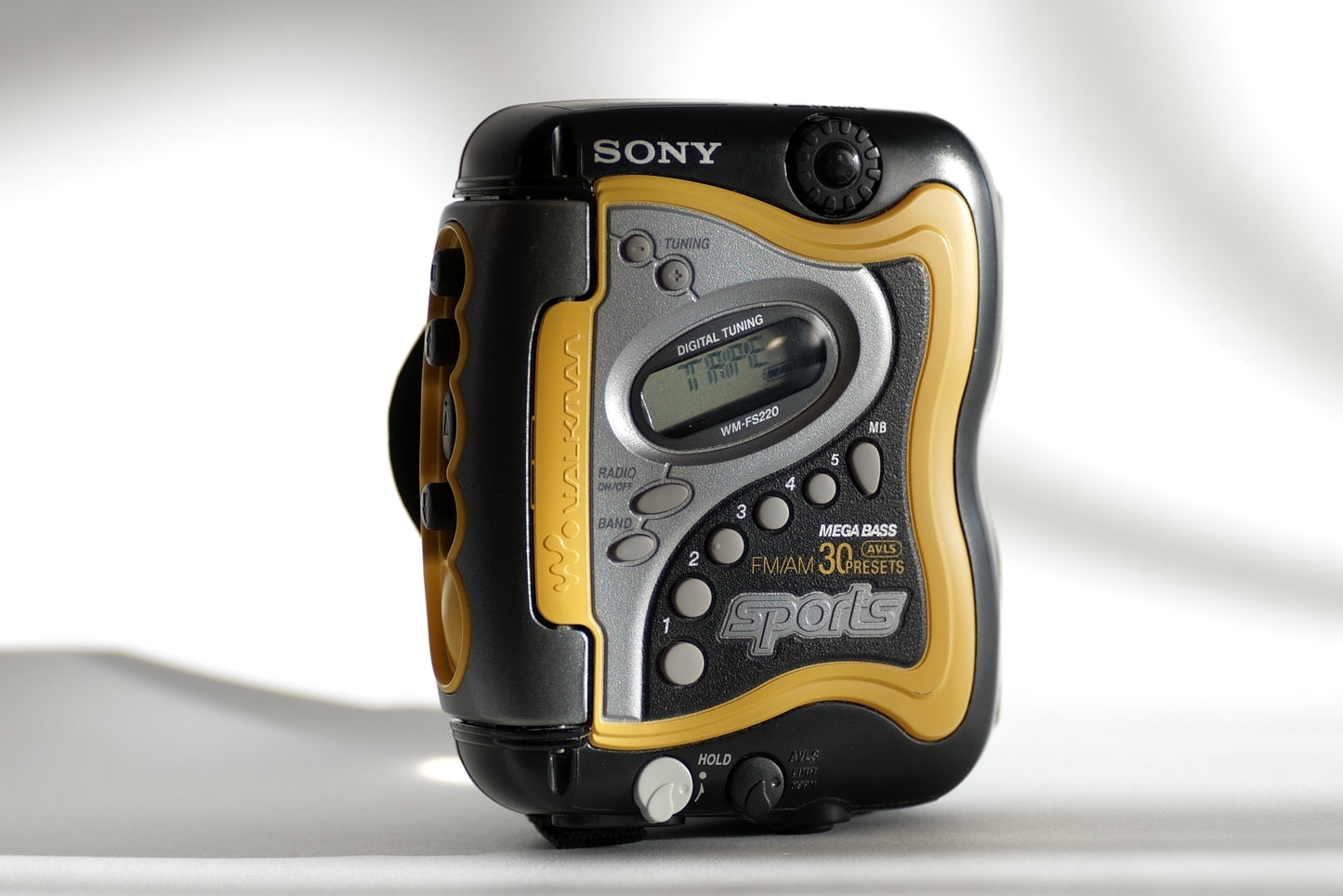 WM-FS220 Restored Vintage Sony SPORTS Walkman